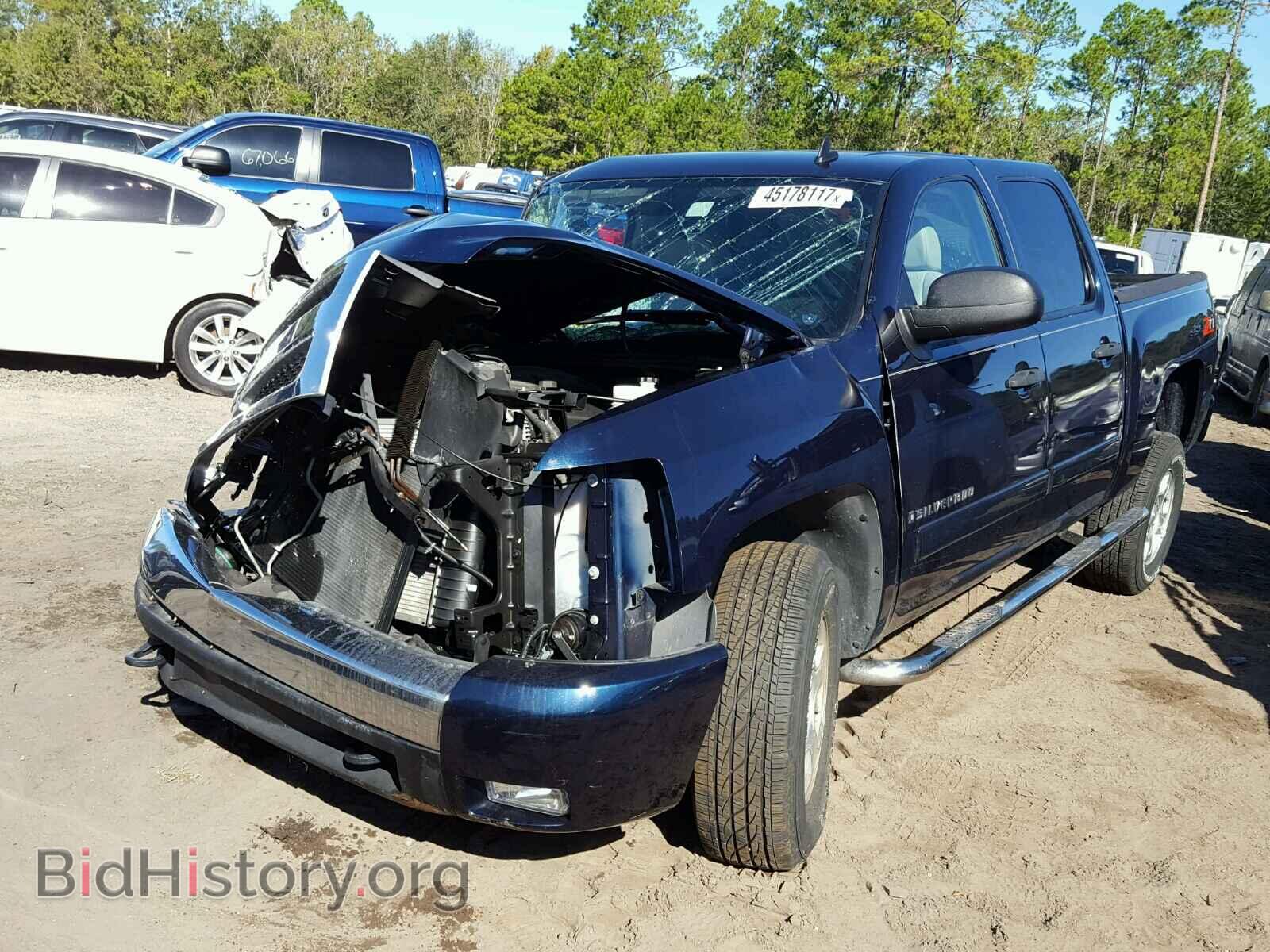 2007 CHEVROLET SILVERADO - VIN: 2GCEC13J171574211 - Фото 2