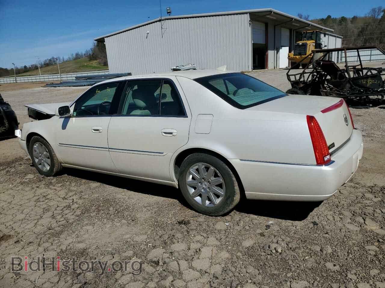 2011 CADILLAC DTS - VIN: 1G6KH5E68BU125239 - Фото 2