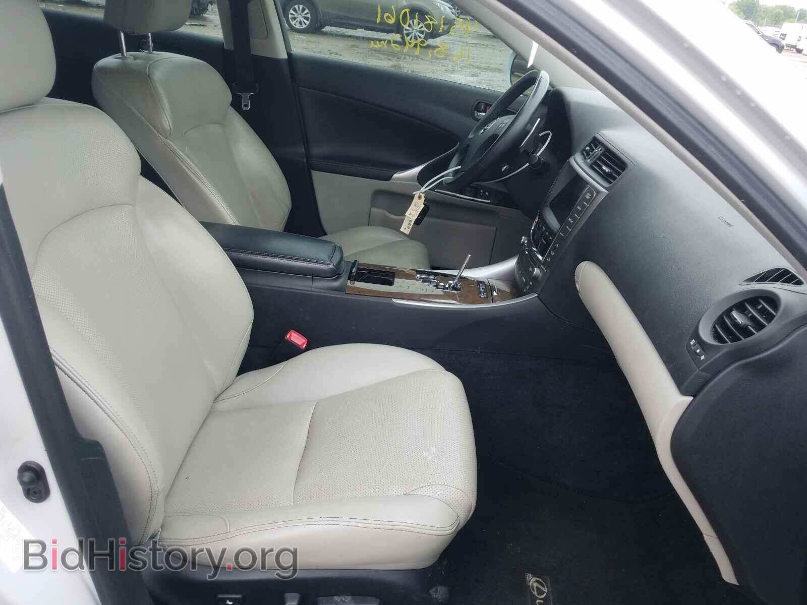 2010 LEXUS IS - VIN: JTHCF5C22A2033575 - Фото 5
