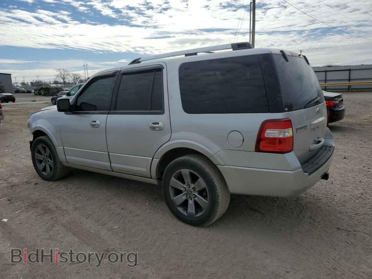 2011 FORD EXPEDITION - VIN: 1FMJU2A57BEF21068 - Фото 2