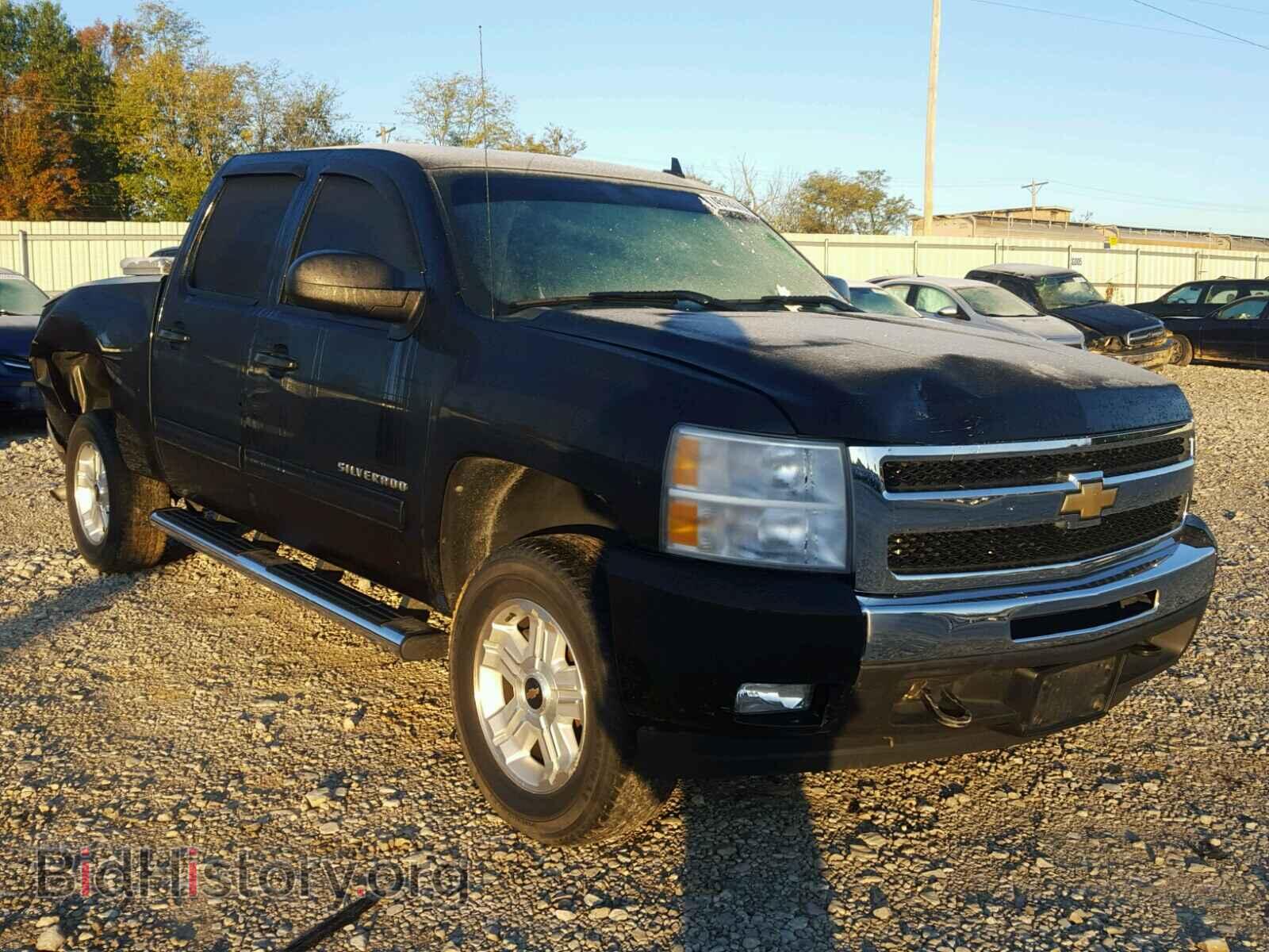 Photo 1GCPKSE33BF193168 - CHEVROLET SILVERADO 2011