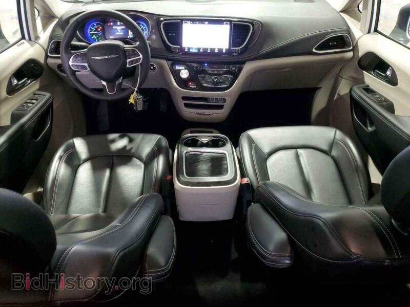 2023 Chrysler PACIFICA (VIN 2C4RC1L70PR608758) — фото 8 из 14