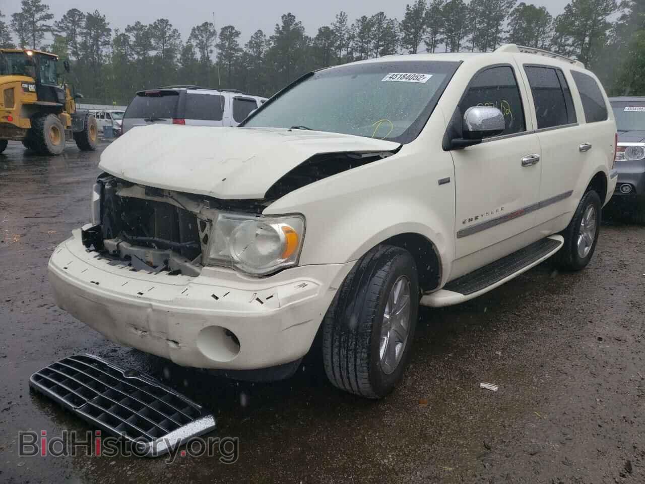 2008 CHRYSLER ASPEN - VIN: 1A8HX58258F136871 - Фото 2