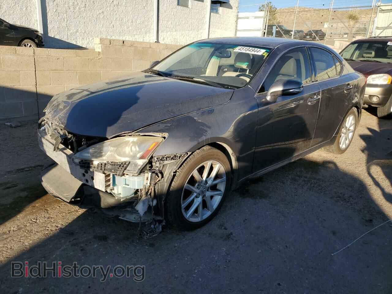 Photo JTHBF5C22C5167659 - LEXUS IS 2012