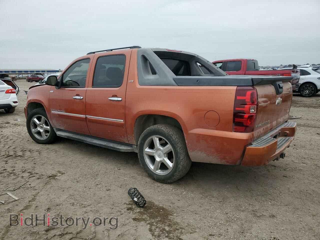 2007 CHEVROLET AVALANCHE - VIN: 3GNEC12057G301960 - Фото 2