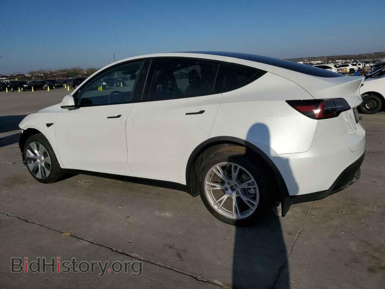 2023 TESLA MODEL Y - VIN: 7SAYGDEE8PA153263 - Фото 2