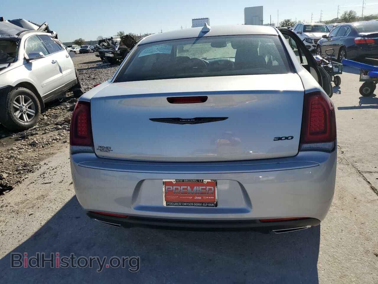2023 CHRYSLER 300 - VIN: 2C3CCAAG4PH707599 - Фото 6