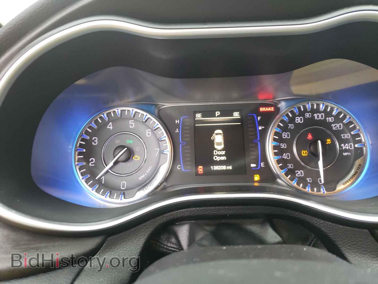 2015 CHRYSLER 200 - VIN: 1C3CCCABXFN688594 - Photo 8