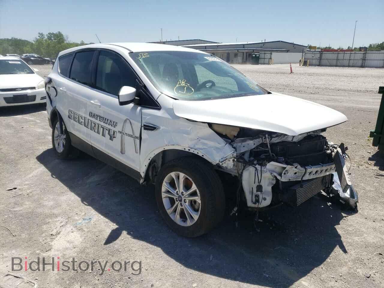 Фотография 1FMCU0G91HUC81490 - FORD ESCAPE 2017
