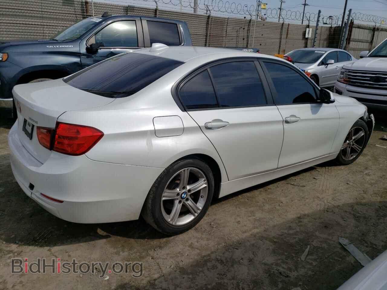 2013 BMW 3 SERIES - VIN: WBA3C1C55DF439583 - Фото 3