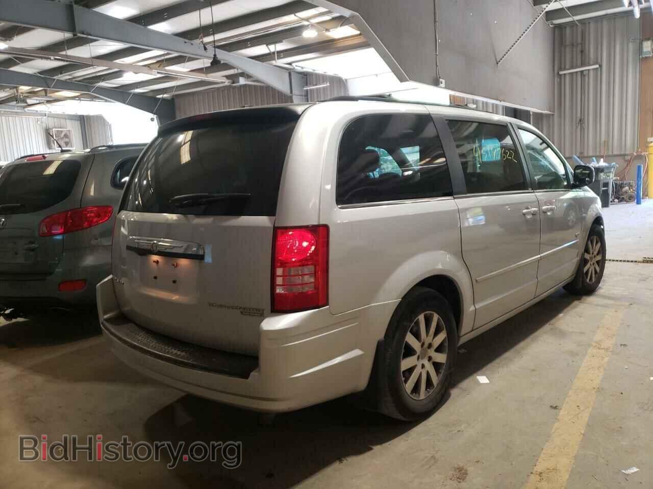 2009 CHRYSLER MINIVAN - VIN: 2A8HR54169R647264 - Фото 4