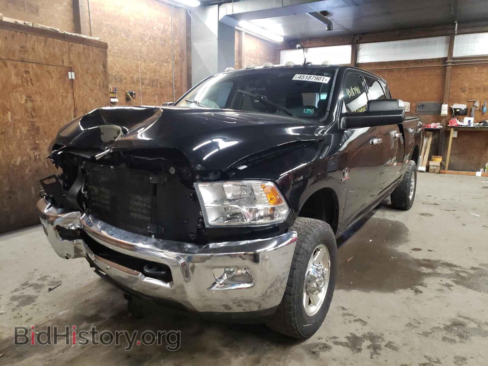 2013 RAM 2500 - VIN: 3C6UR5ML5DG553910 - Photo 2