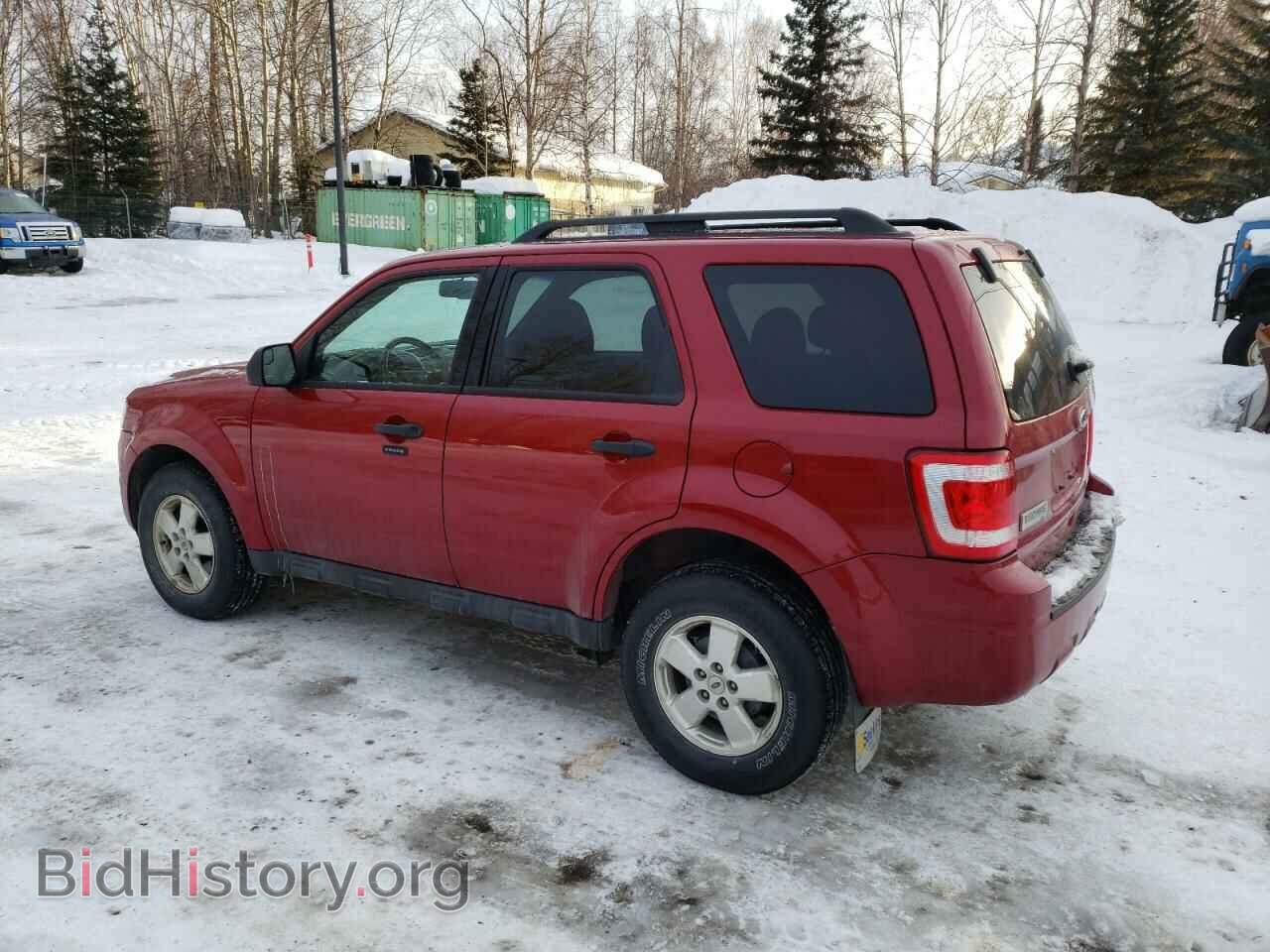 2011 FORD ESCAPE - VIN: 1FMCU9D72BKA33775 - Фото 2
