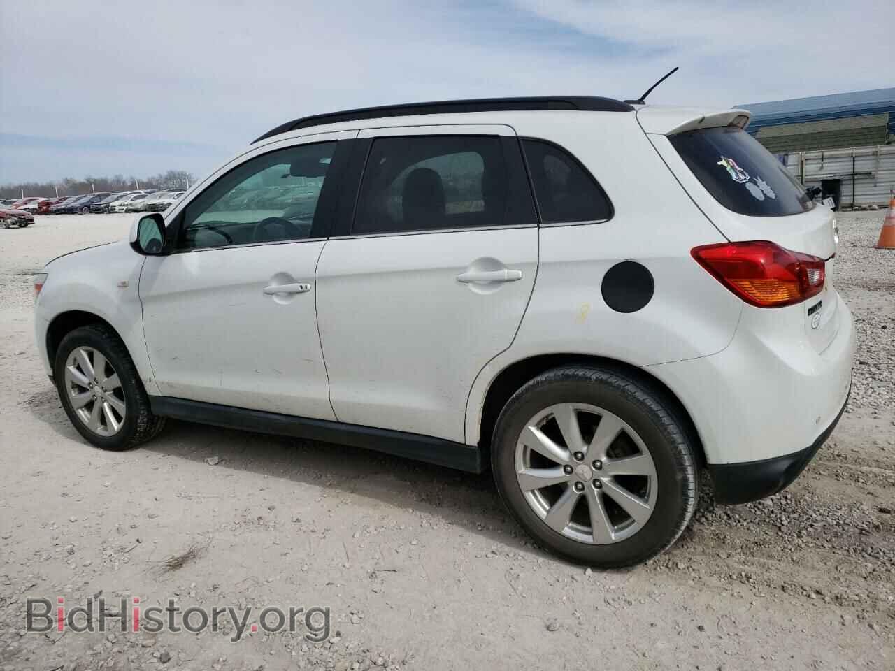 2015 MITSUBISHI OUTLANDER - VIN: 4A4AP4AU3FE037184 - Фото 2