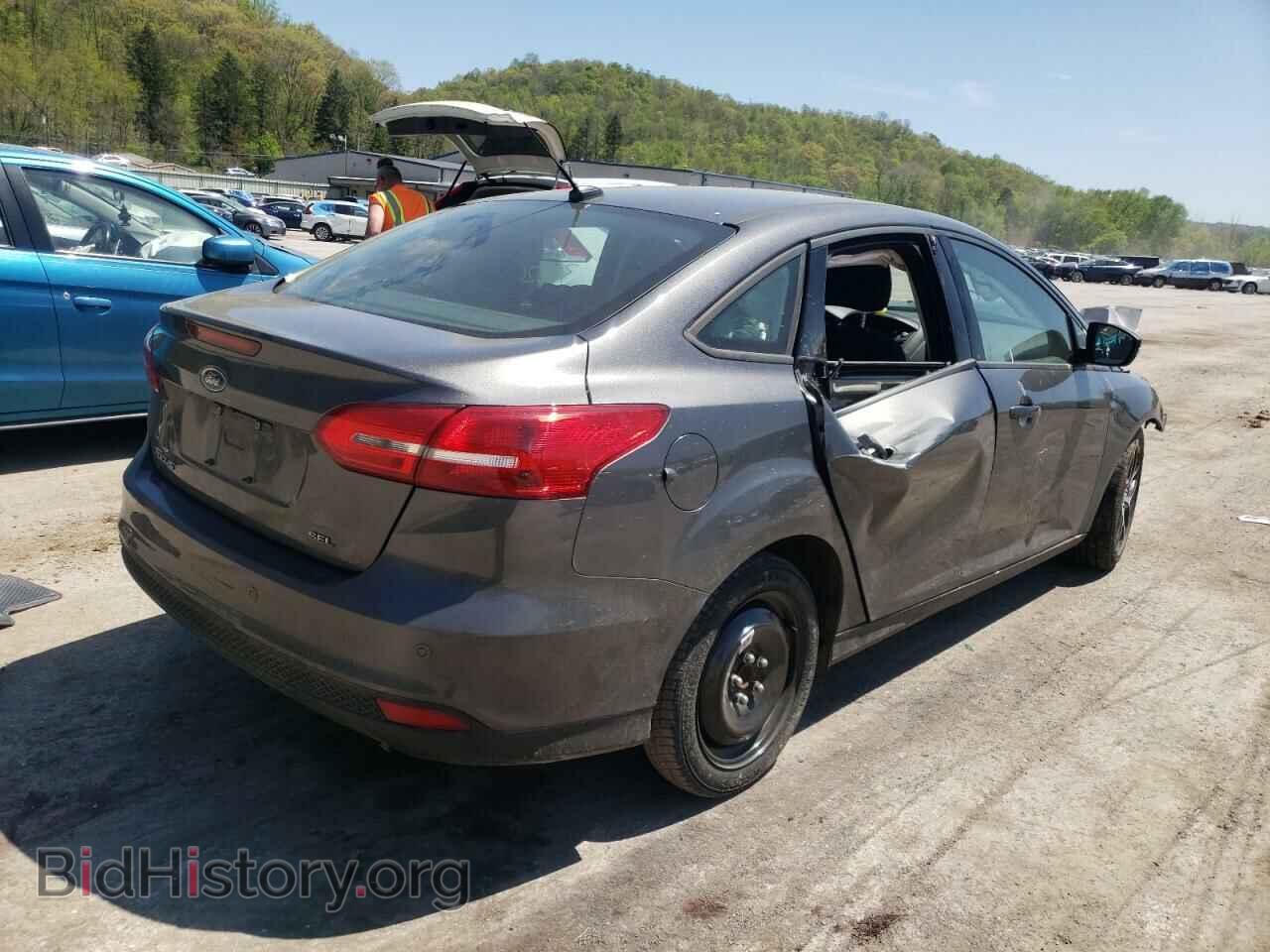 2017 FORD FOCUS - VIN: 1FADP3H22HL203394 - Фото 4