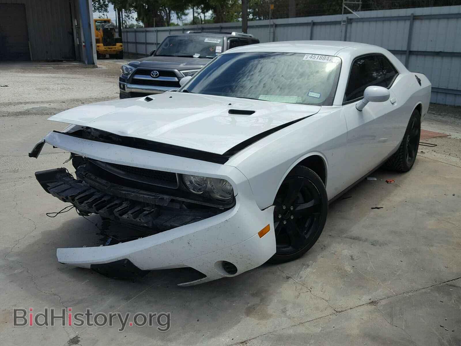 2014 DODGE CHALLENGER - VIN: 2C3CDYAG1EH204129 - Photo 2