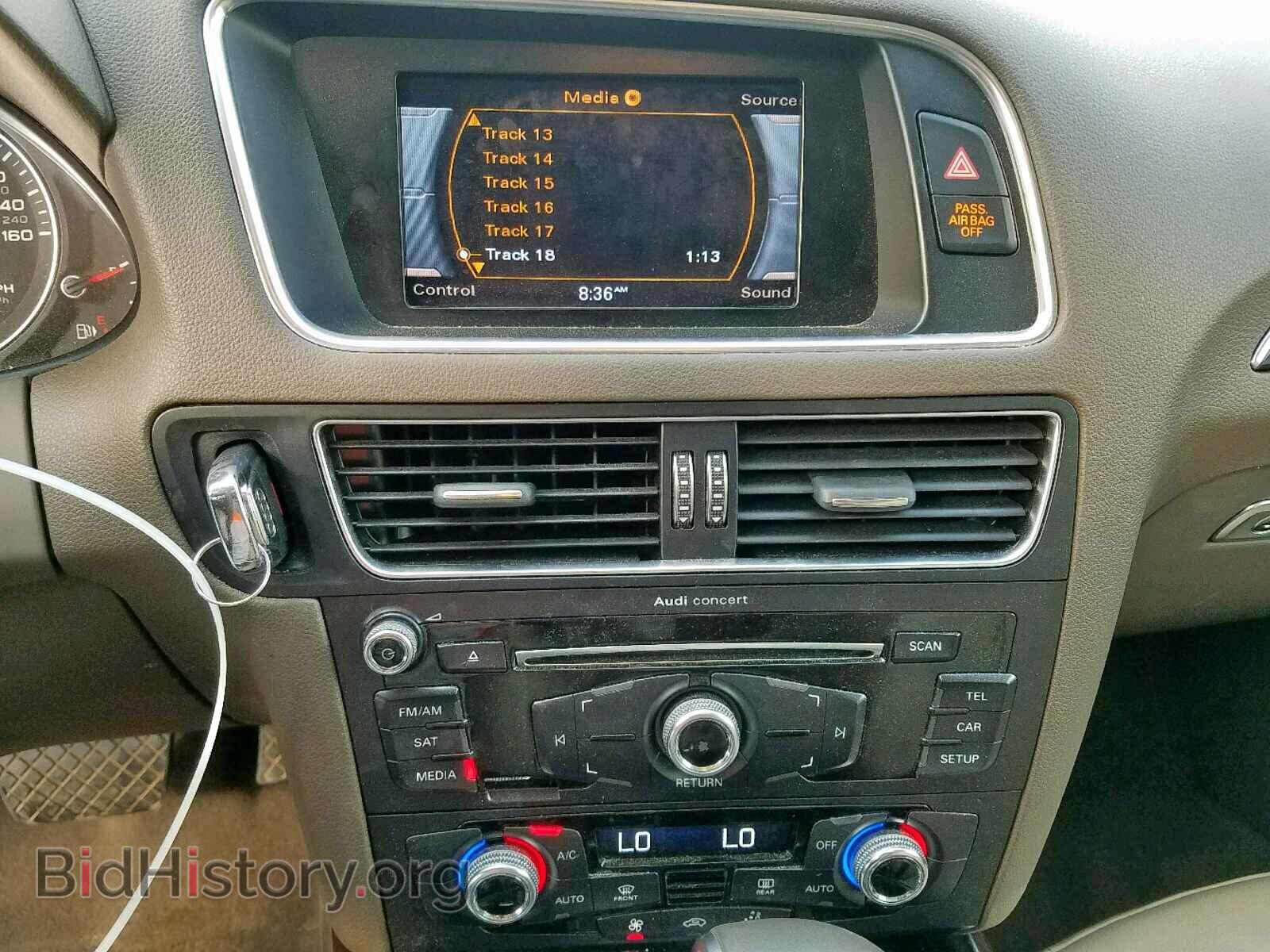 2014 AUDI Q5 - VIN: WA1CFAFP4EA111877 - Фото 9