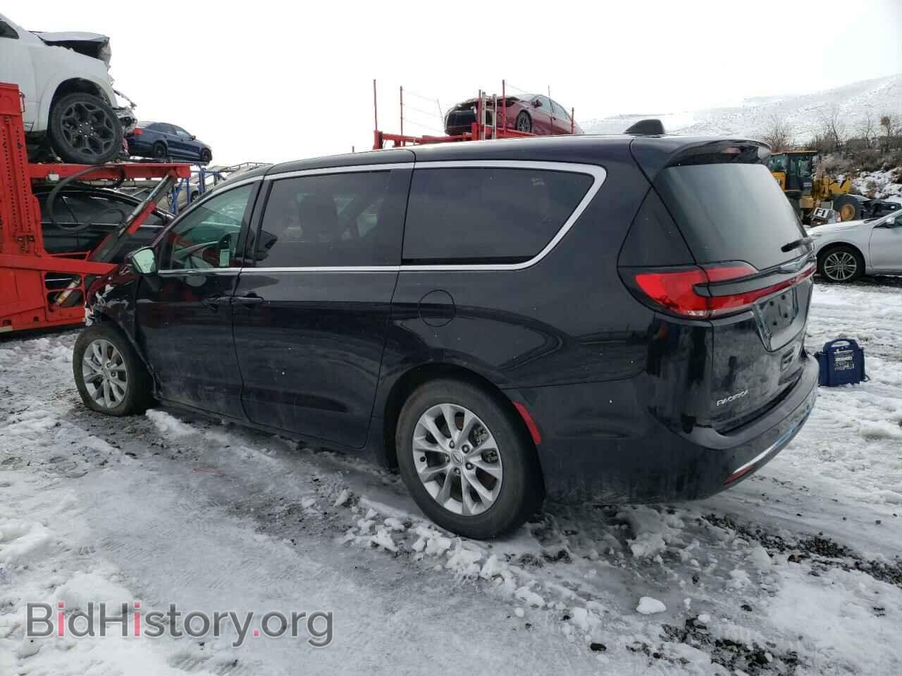 2023 CHRYSLER PACIFICA - VIN: 2C4RC3BG5PR609630 - Photo 2