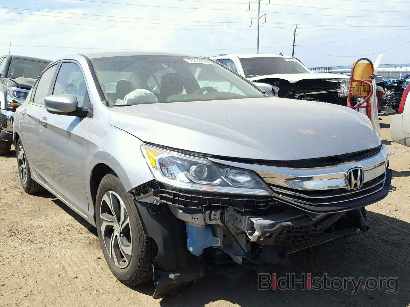 Photo 1HGCR2F38HA209641 - HONDA ACCORD LX 2017