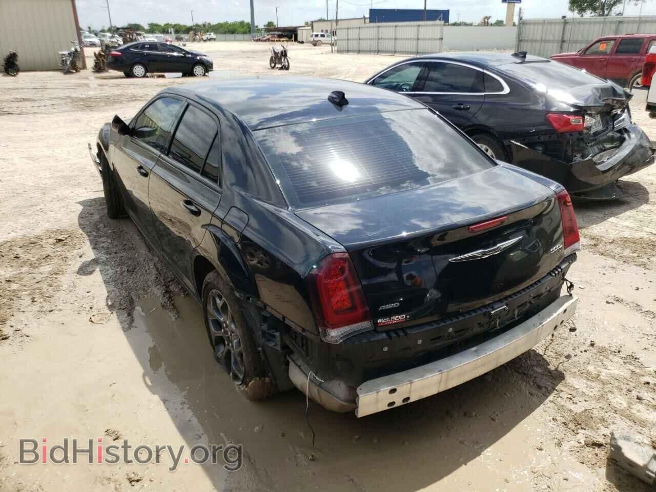 2016 CHRYSLER 300 - VIN: 2C3CCAGG3GH182882 - Photo 3