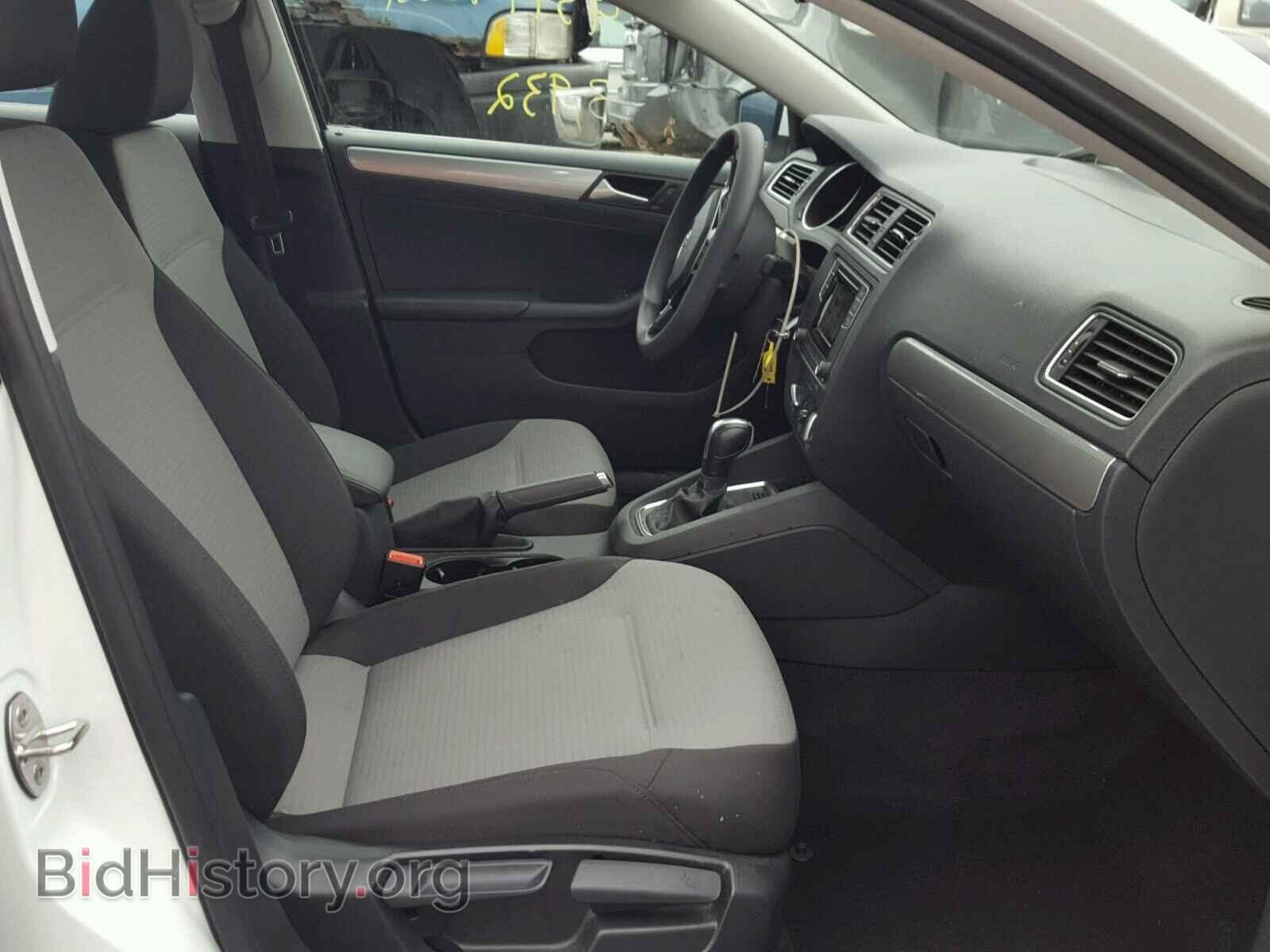 2017 VOLKSWAGEN JETTA - VIN: 3VW2B7AJ4HM363359 - Фото 5