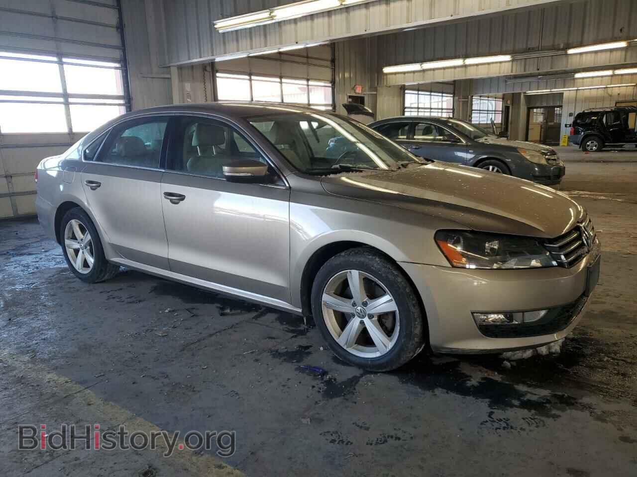 2015 VOLKSWAGEN PASSAT - VIN: 1VWAS7A31FC090098 - Фото 4