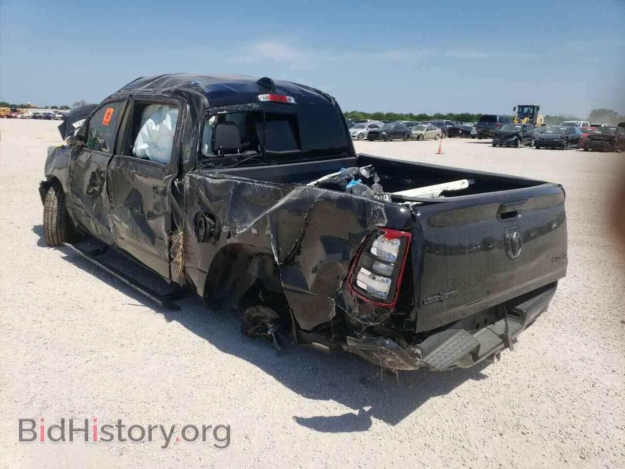 2022 RAM 1500 - VIN: 1C6SRFFT7NN210213 - Фото 3