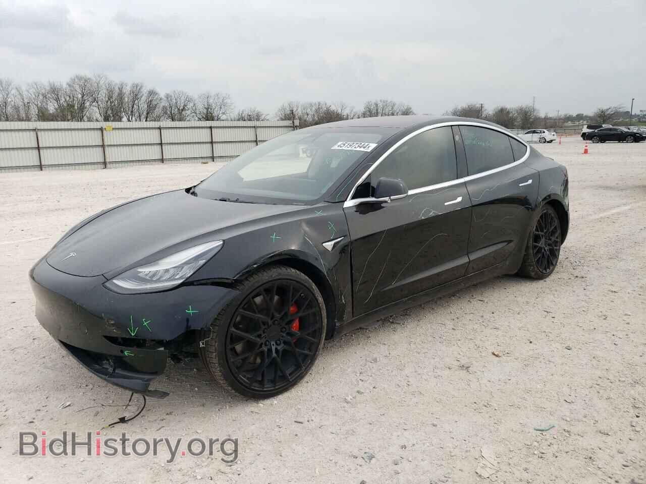 Фотография 5YJ3E1EB9JF082456 - TESLA MODEL 3 2018