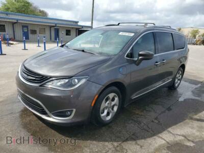 2019 Chrysler PACIFICA HYBRID TOURING L, gray — VIN 2C4RC1L72KR500098, Copart