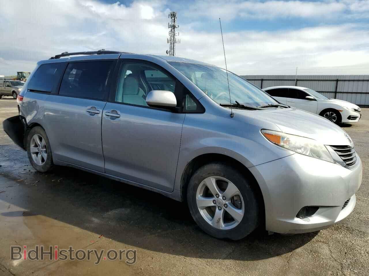 2011 TOYOTA All Models - VIN: 5TDKK3DC2BS114428 - Фото 4