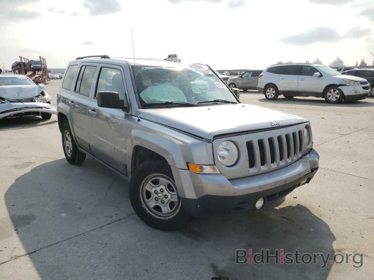 Фотография 1C4NJRBB5GD550013 - JEEP PATRIOT 2016