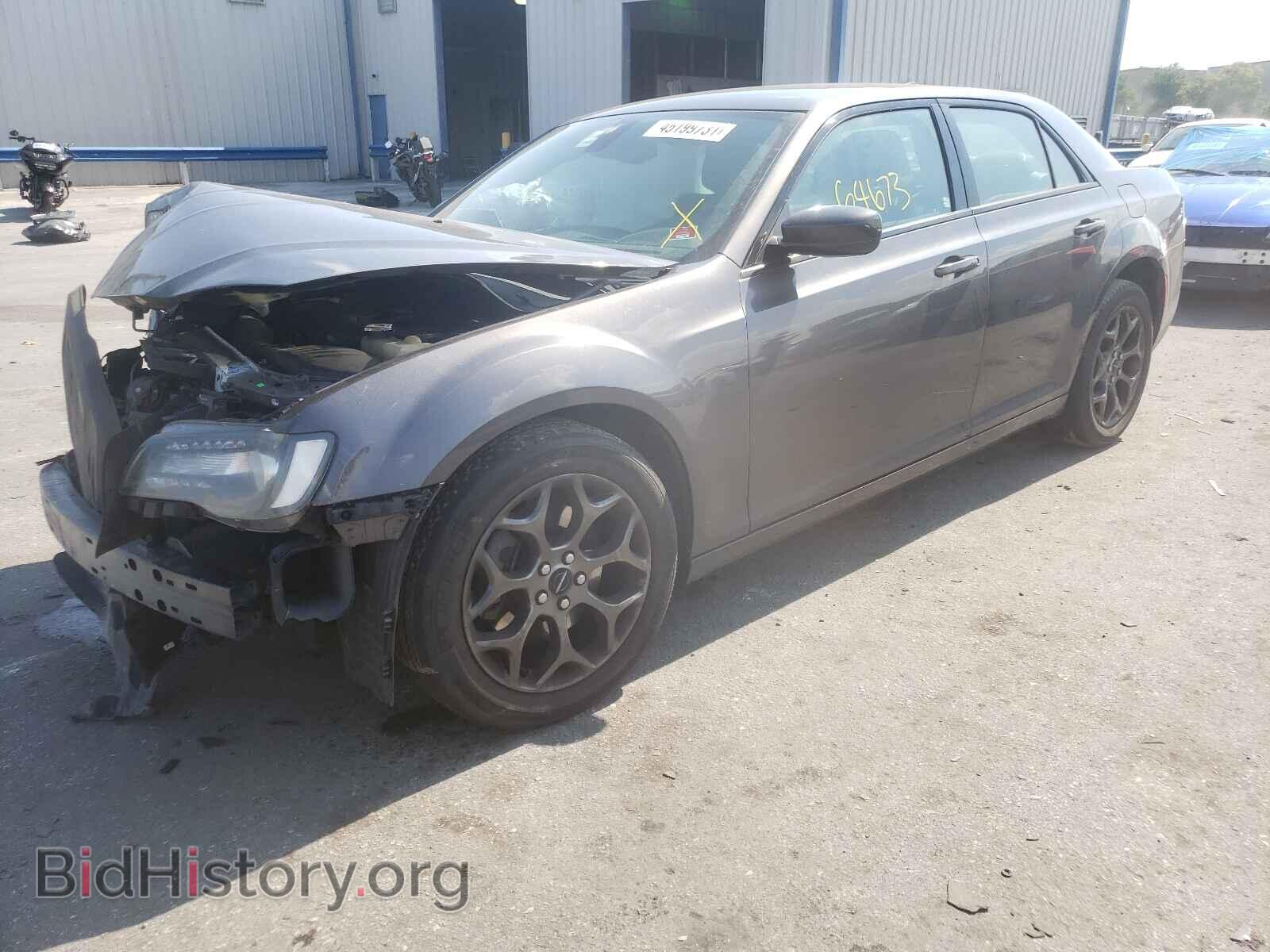 2016 CHRYSLER 300 - VIN: 2C3CCAGG1GH217046 - Фото 2