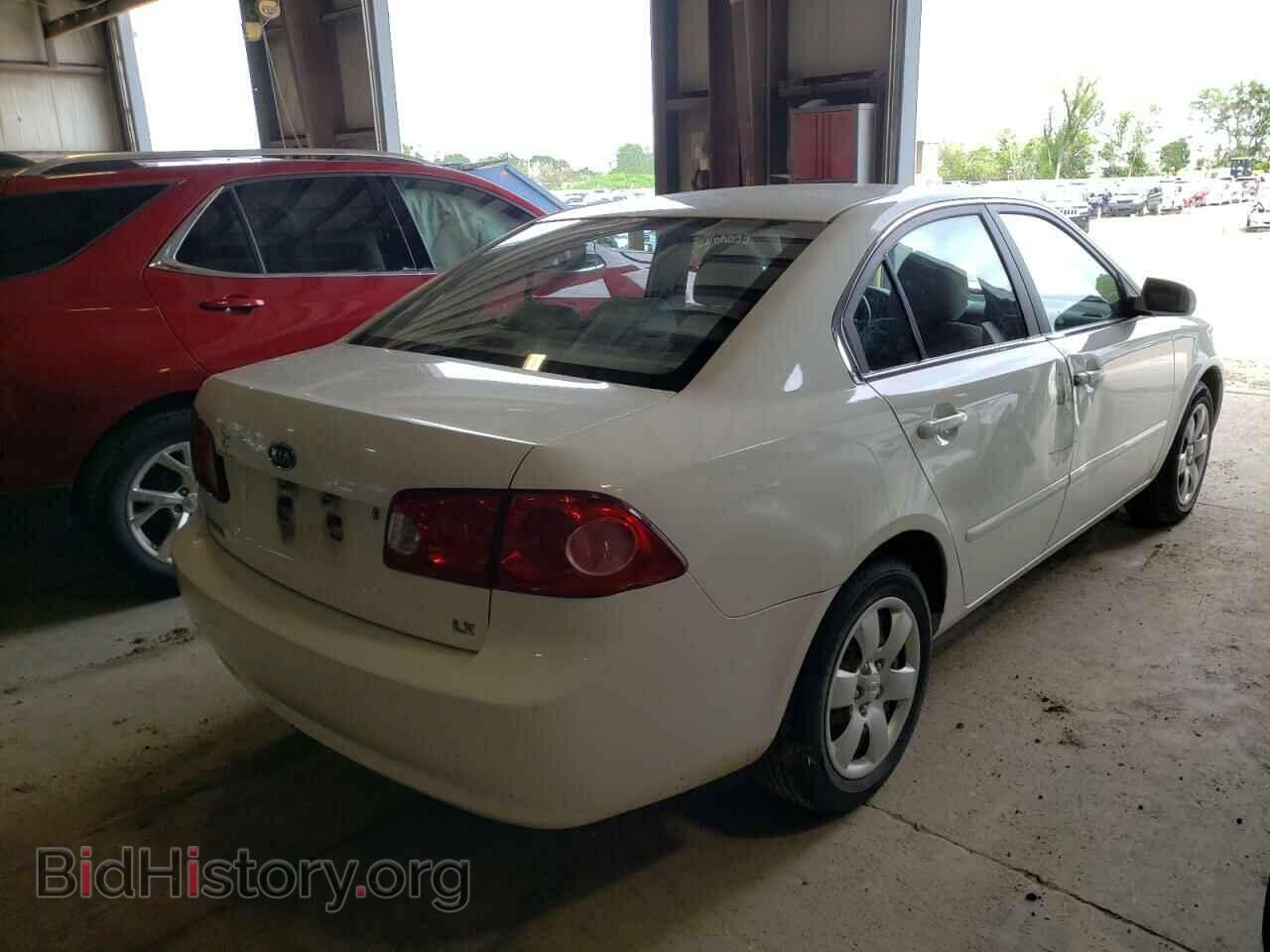 2007 KIA OPTIMA - VIN: KNAGE123775130929 - Фото 4