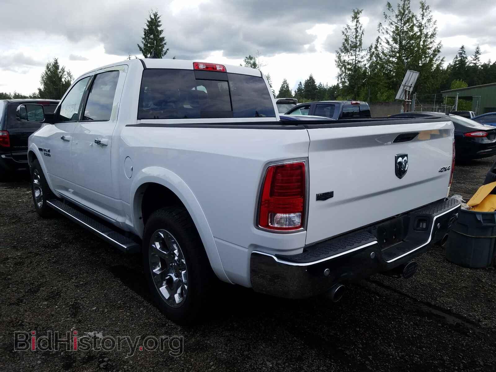 2017 RAM 1500 - VIN: 1C6RR7NMXHS881640 - Фото 3