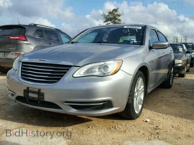 2013 CHRYSLER 200 - VIN: 1C3CCBAB4DN671698 - Фото 2