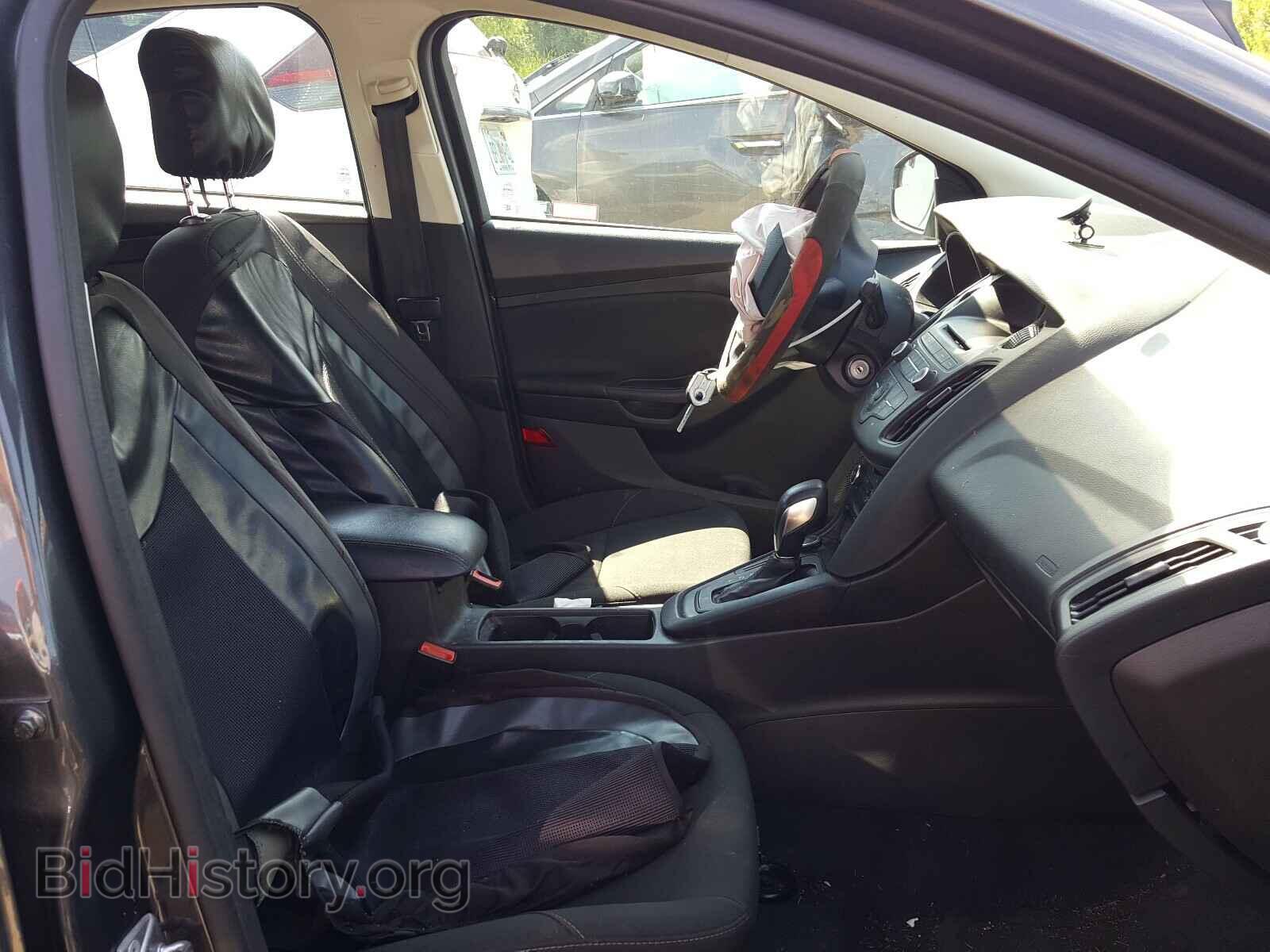 2017 FORD FOCUS - VIN: 1FADP3F24HL328075 - Photo 5
