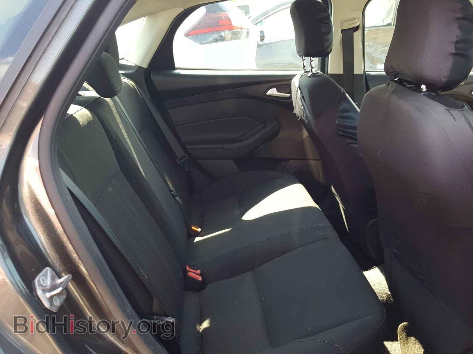 2017 FORD FOCUS - VIN: 1FADP3F24HL328075 - Photo 6