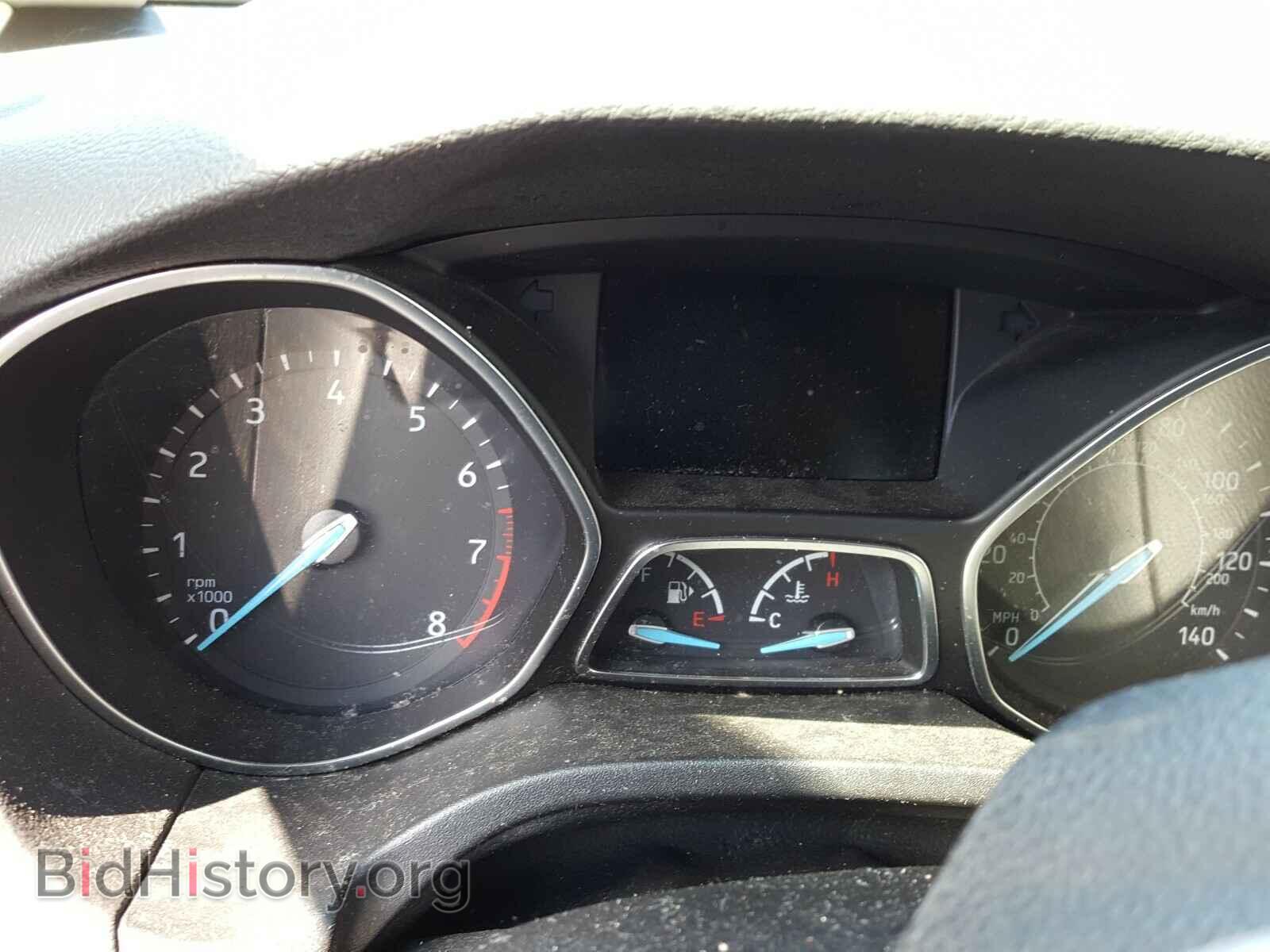 2017 FORD FOCUS - VIN: 1FADP3F24HL328075 - Photo 8