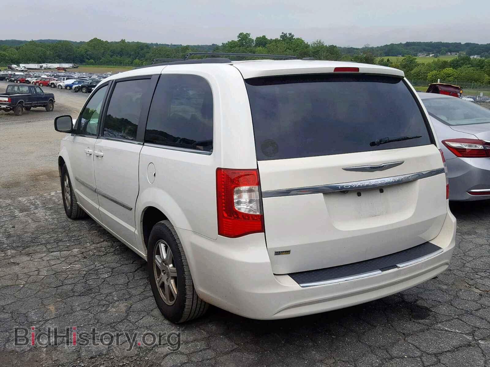2013 CHRYSLER TOWN & COU - VIN: 2C4RC1BG1DR526809 - Фото 3