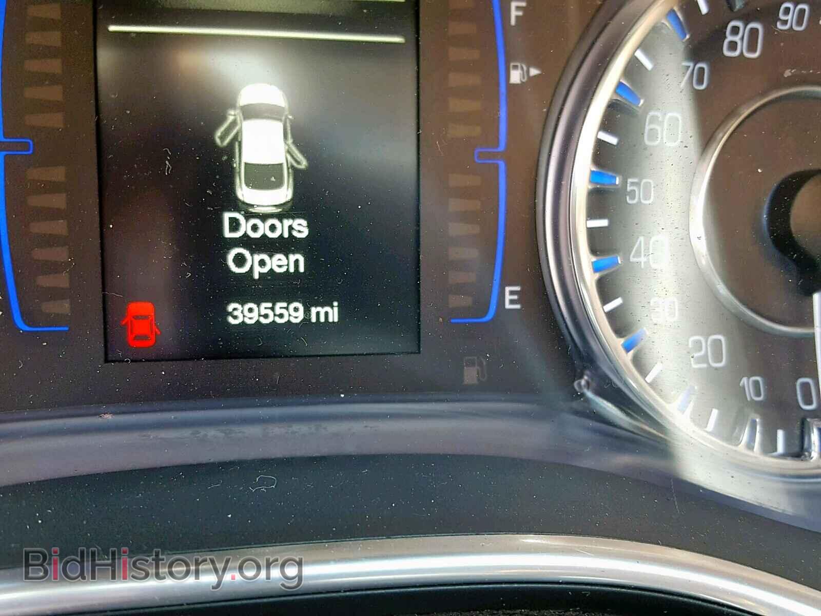 2016 CHRYSLER 200 - VIN: 1C3CCCFB6GN196297 - Photo 8