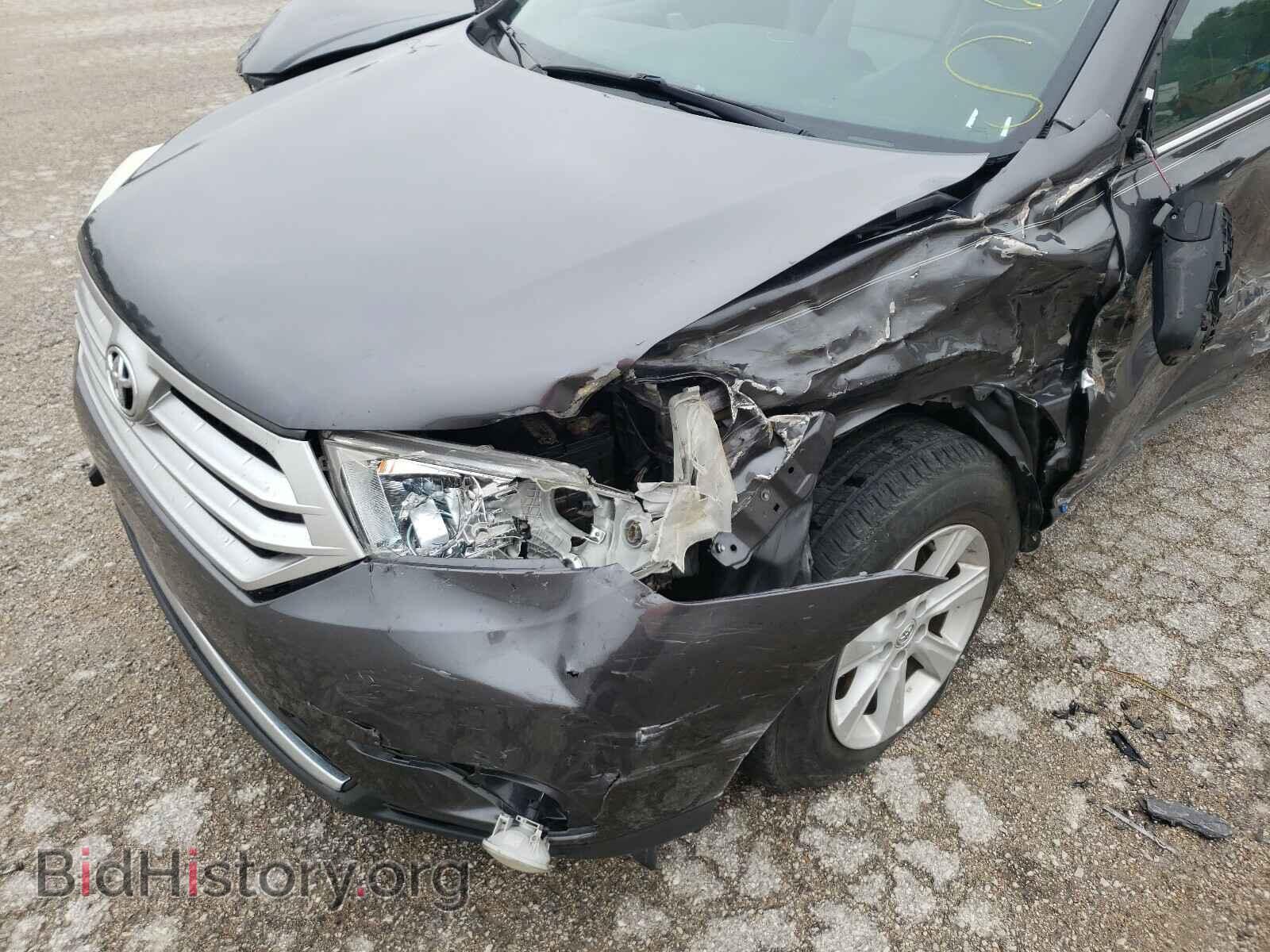 2013 TOYOTA HIGHLANDER - VIN: 5TDBK3EH8DS211842 - Фото 9