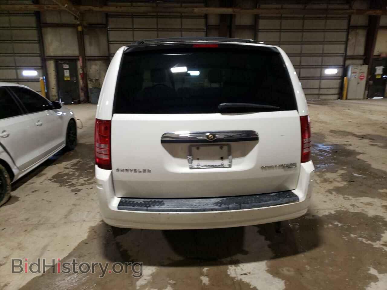 2010 CHRYSLER TOWN & C - VIN: 2A4RR5D13AR105579 - Фото 6
