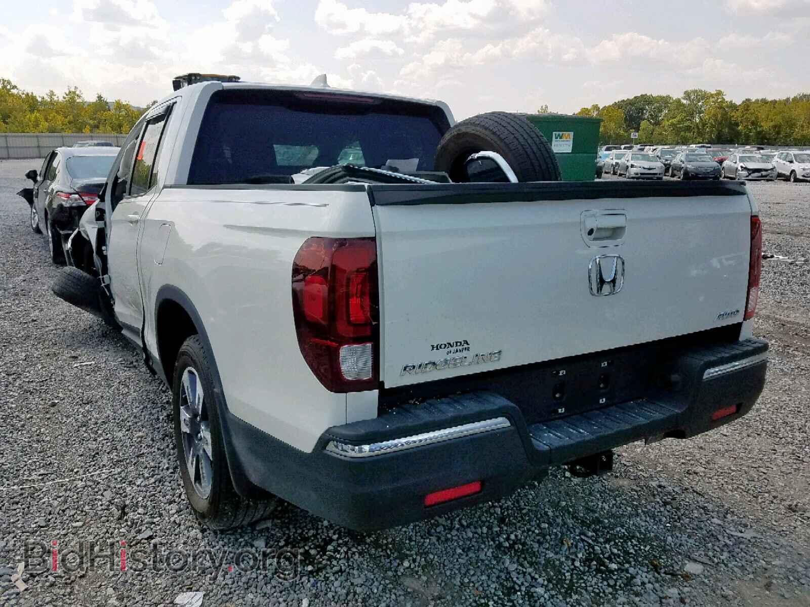 2017 HONDA RIDGELINE - VIN: 5FPYK3F5XHB032721 - Фото 3