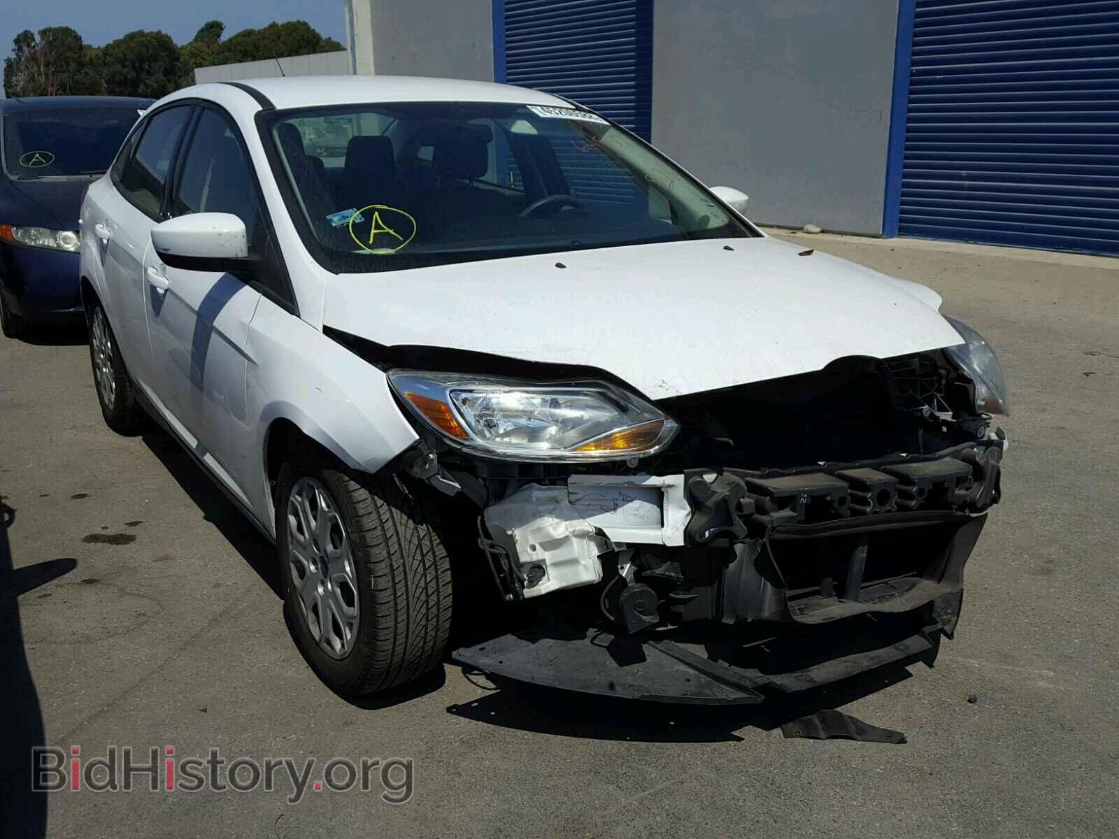 2012 Ford FOCUS Focus SE (VIN 1FAHP3F29CL237426) — photo 1 of 10, Copart, damage: front end