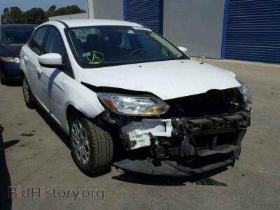 2012 Ford FOCUS Focus SE, белый — VIN 1FAHP3F29CL237426, Copart