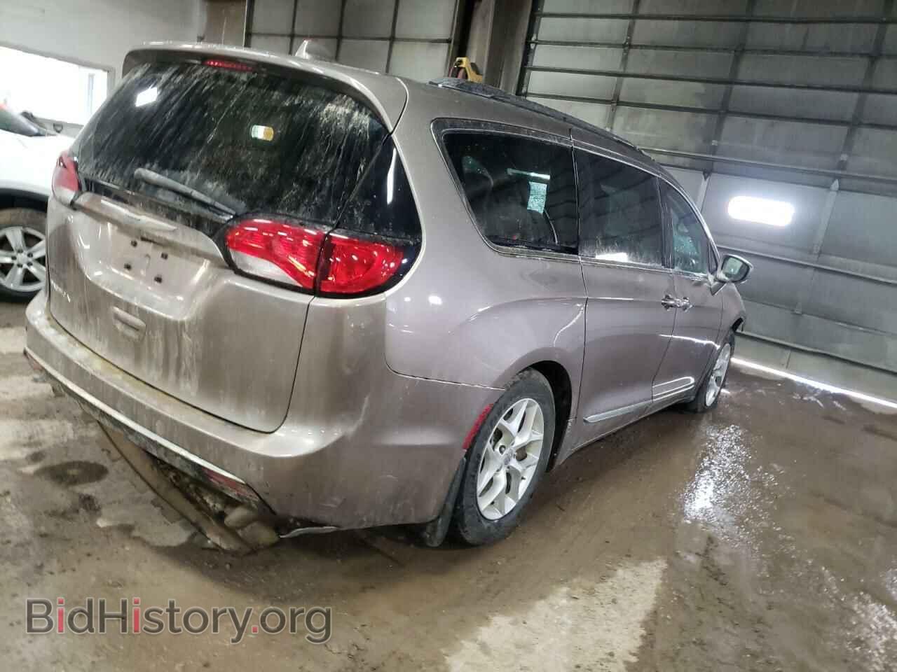 2017 CHRYSLER PACIFICA - VIN: 2C4RC1EG4HR752683 - Photo 3