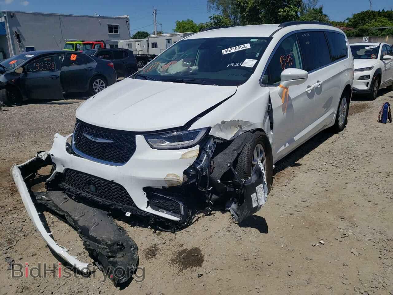 2022 CHRYSLER PACIFICA - VIN: 2C4RC1BG2NR111421 - Photo 2