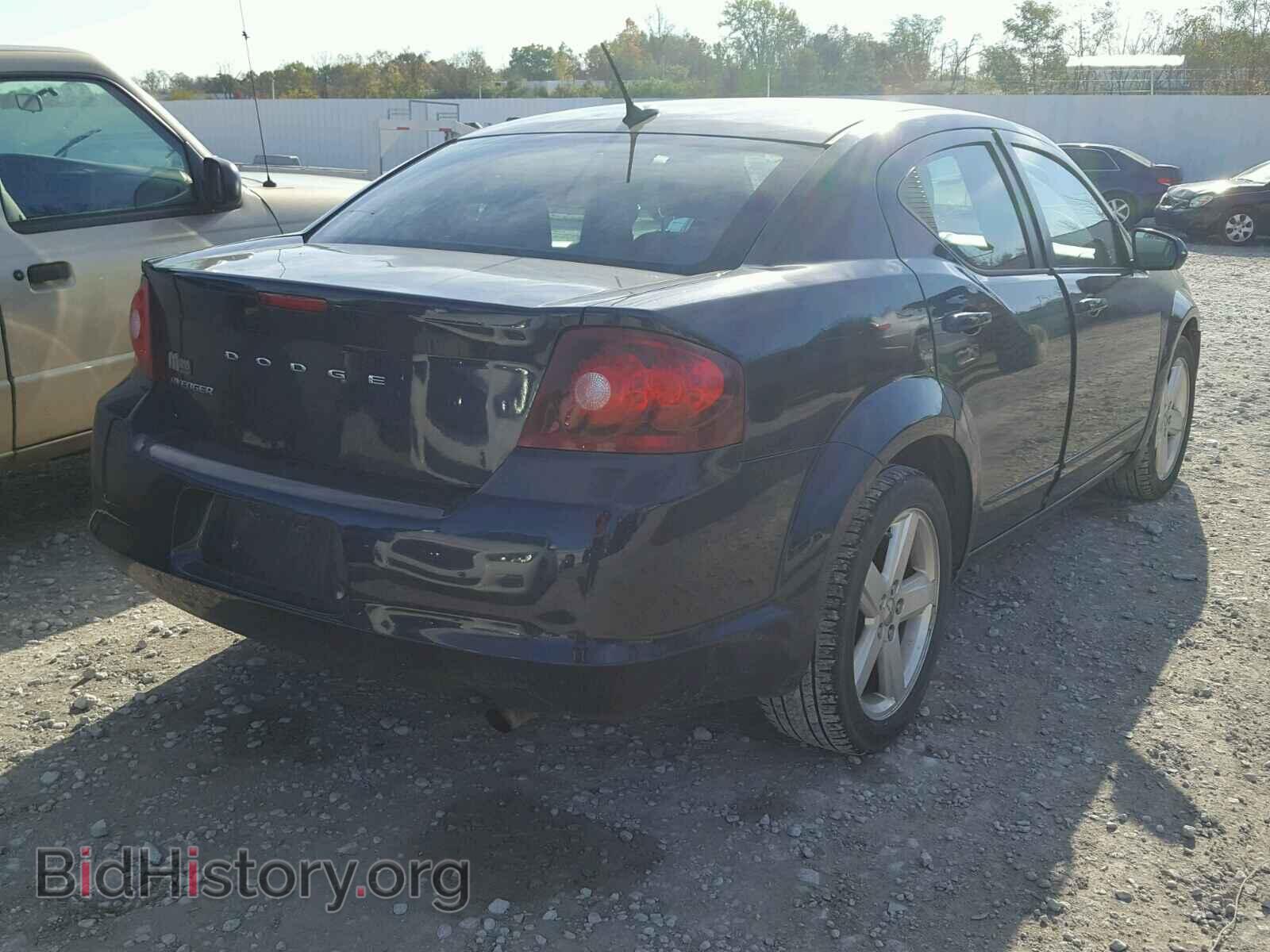 2011 DODGE AVENGER - VIN: 1B3BD1FB6BN556946 - Photo 4