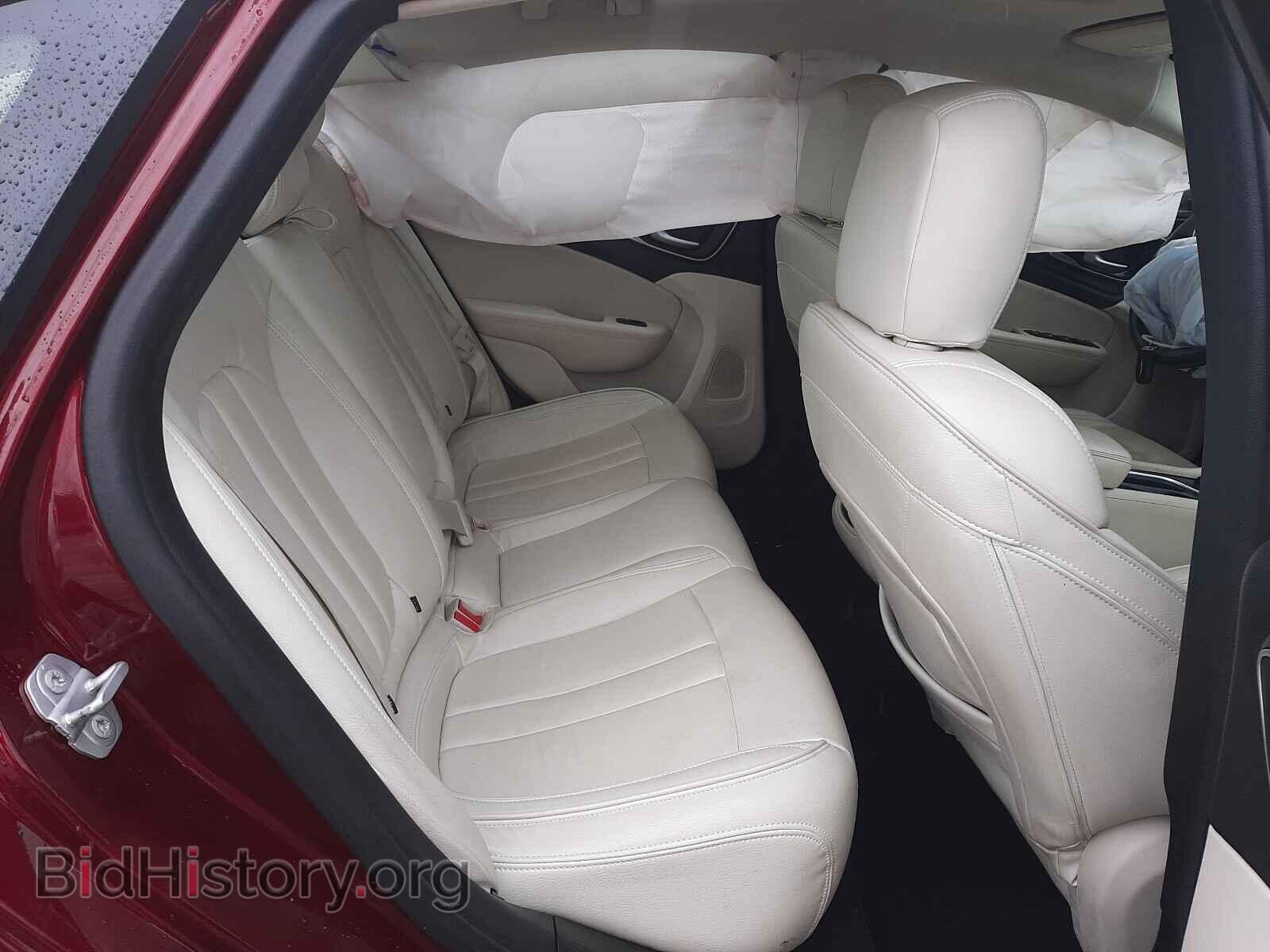 2016 CHRYSLER 200 - VIN: 1C3CCCAB4GN138177 - Фото 6