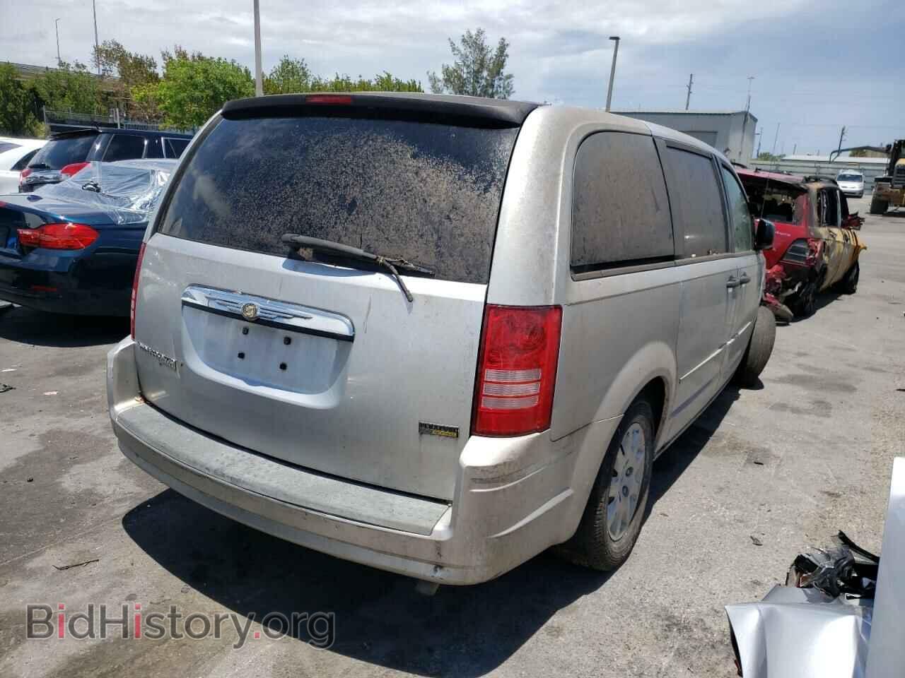 2008 CHRYSLER MINIVAN - VIN: 2A8HR44H98R826226 - Фото 4